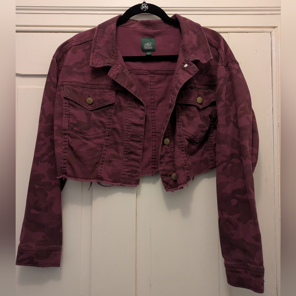 Wild Fable Purple Camo Cropped Jacket- L